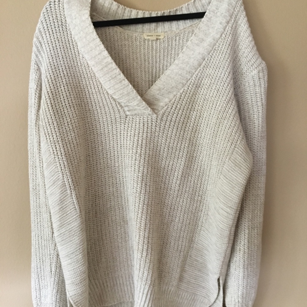 Cute creme knit sweater